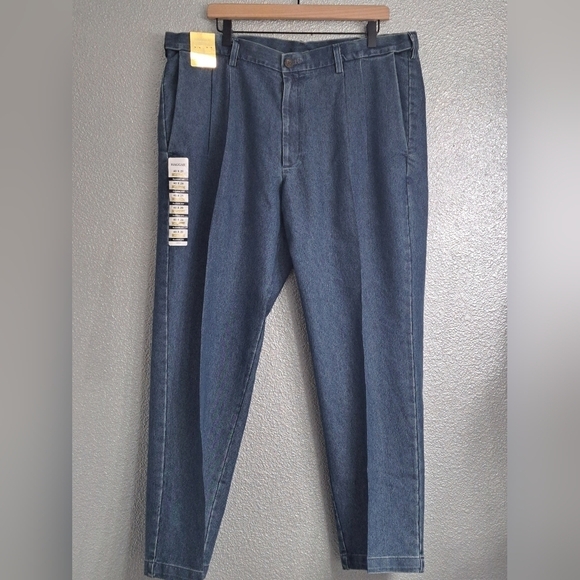 NWT Haggar Men's Denim Jeans       Size 40/29 - Picture 1 of 6